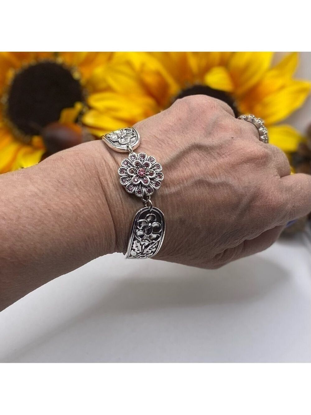 Floral Vintage Style Snap Jewelry Bracelet Sparkling Pink Floral 18mm Snap! NWT